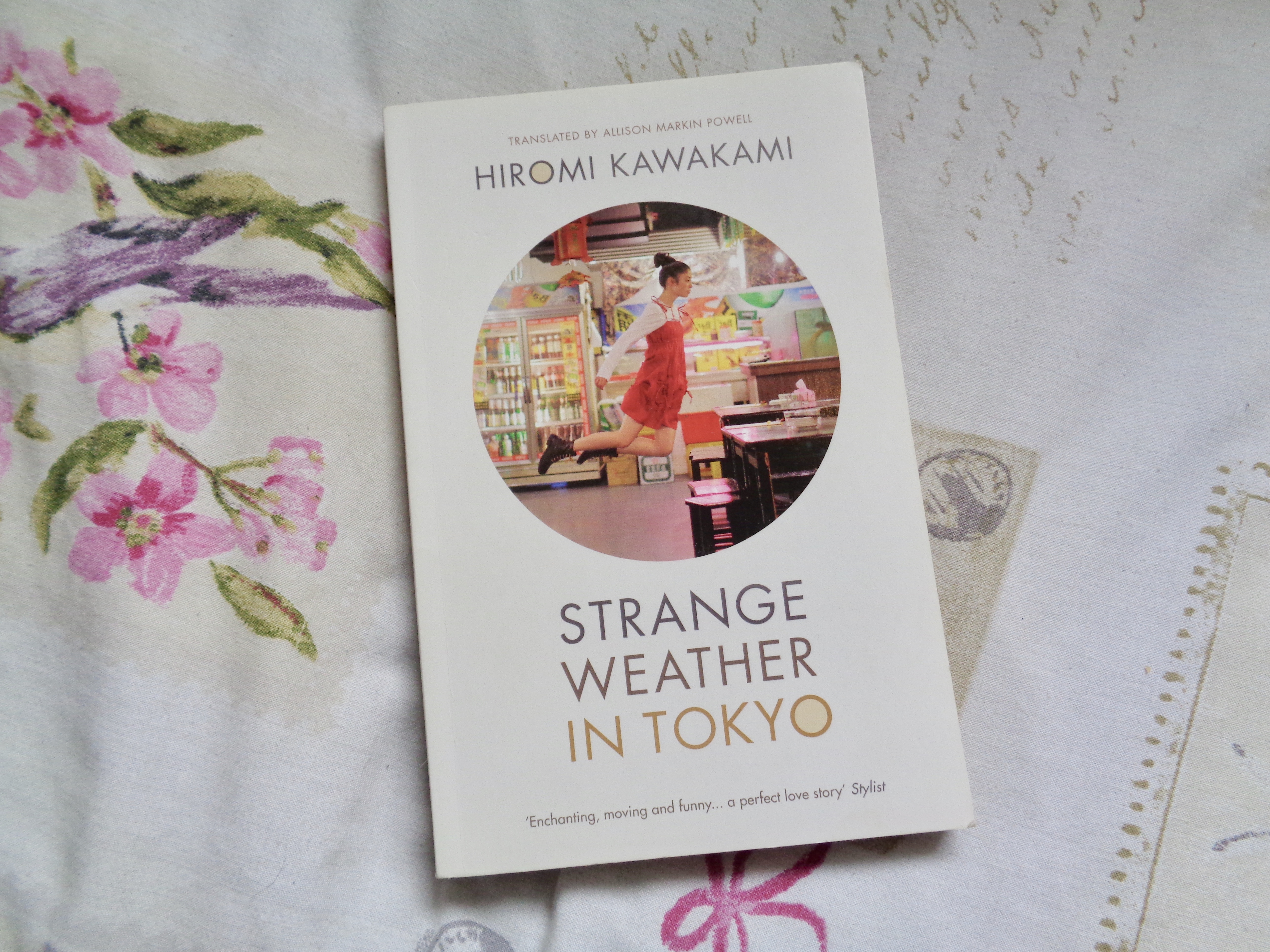 Book Recommendations: Strange Weather In Tokyo by Hiromi Kawakami, front cover