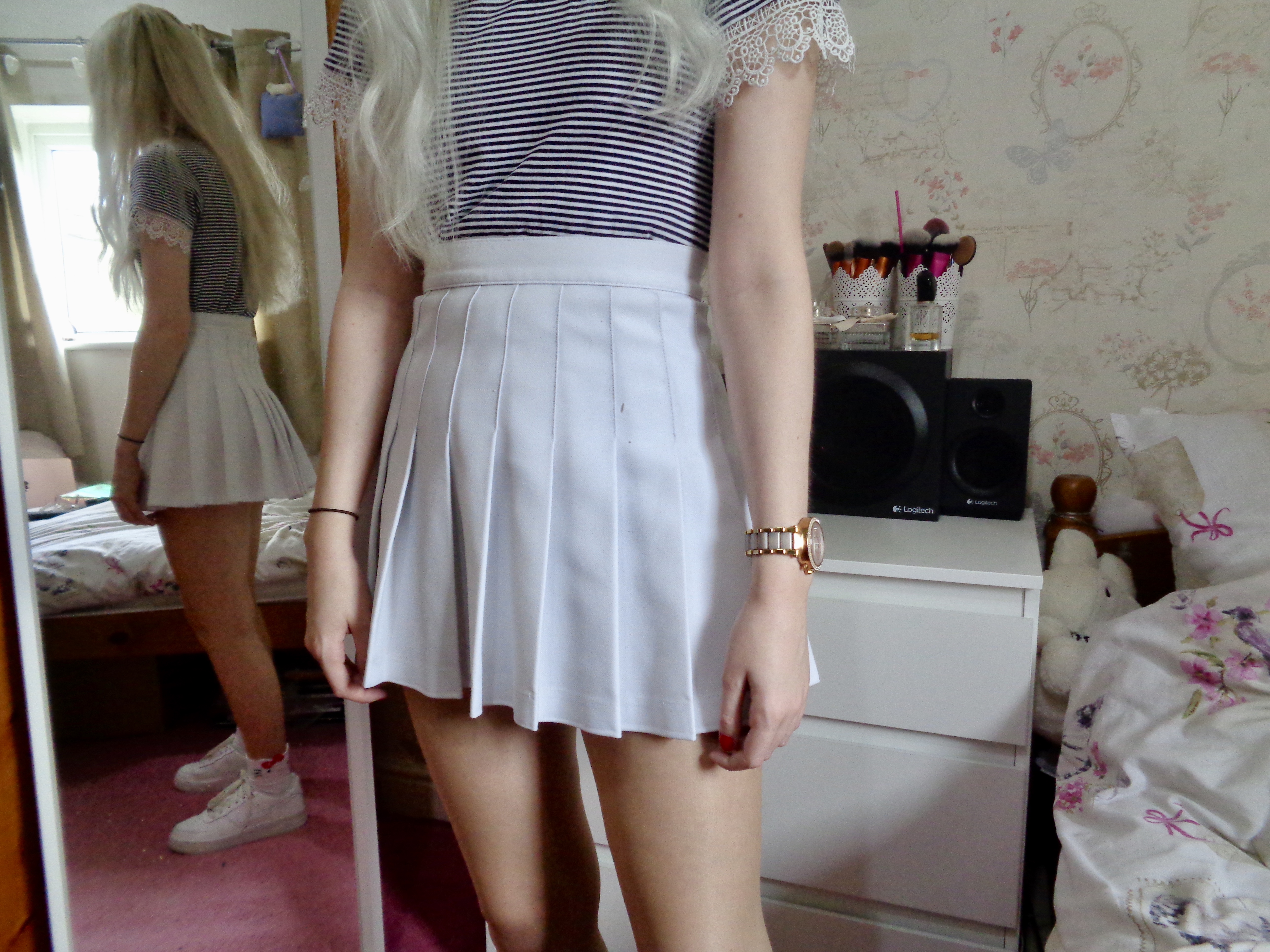 Style By Flossie wearing the white American Apparel tennis skirt.