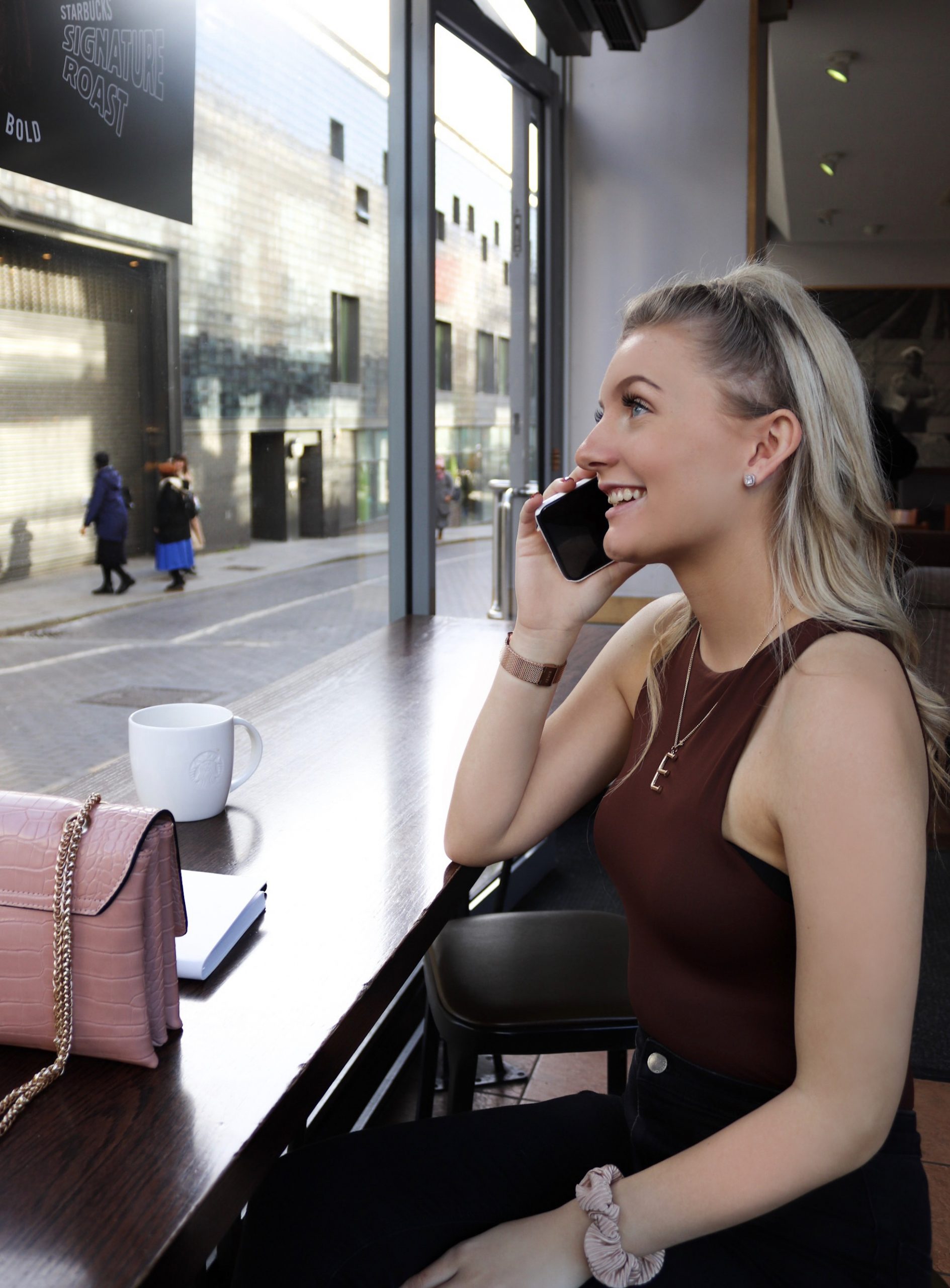 Ellie, Styling Social