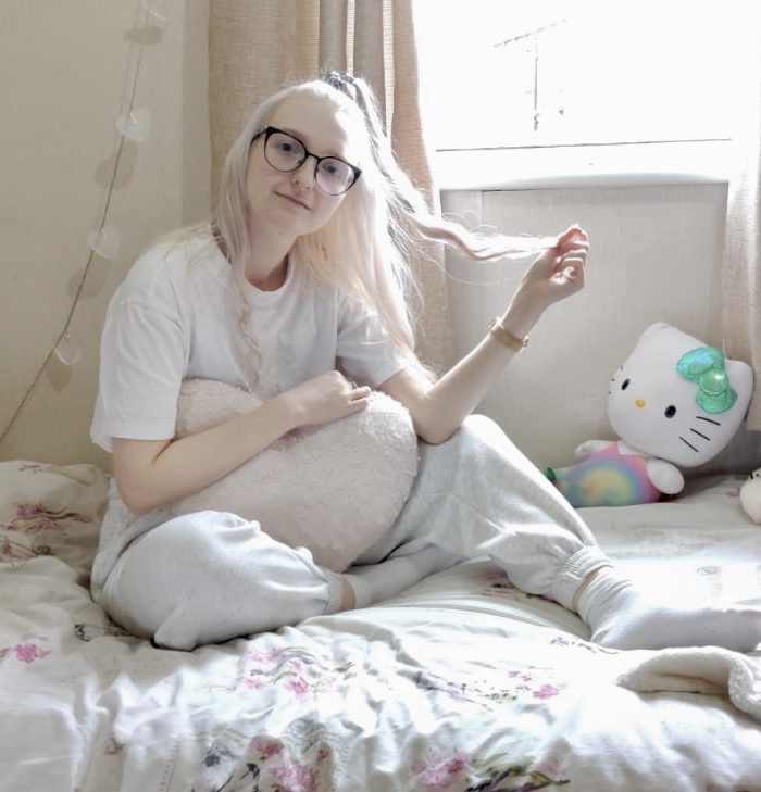 Fashion Blogger vs. Sustainable Blogger: Is It Possible To Be Both?